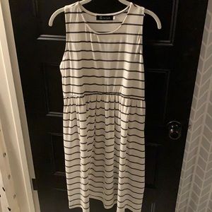 Midi white and grey striped dress